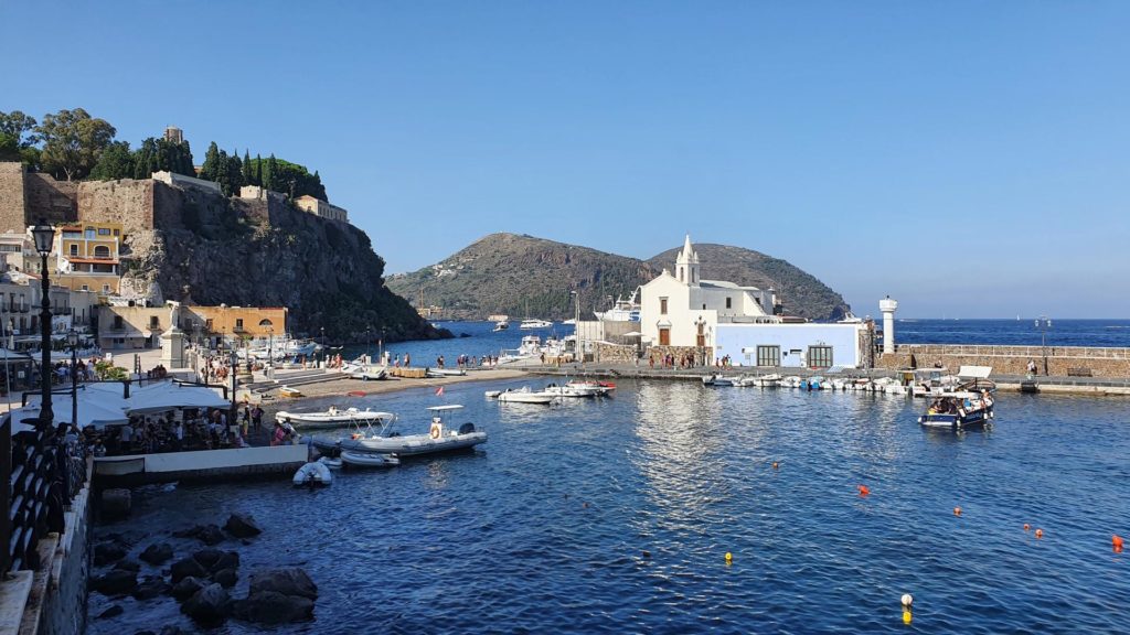 guided tour of lipari