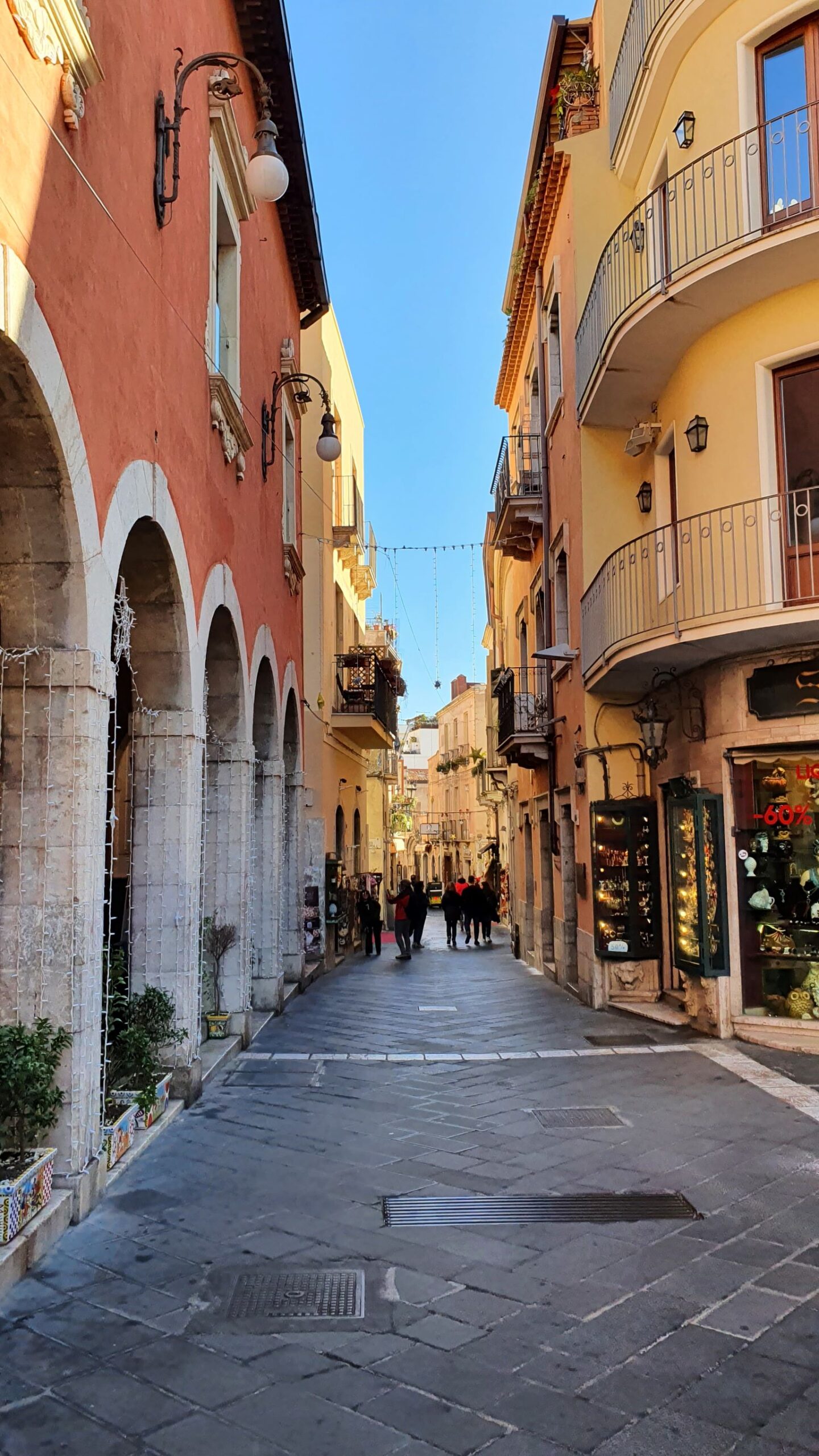 Il Corso Umberto di Taormina - Guida Taormina - Cristina Leone